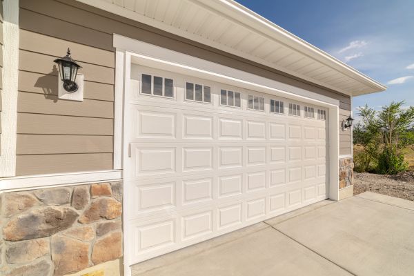 Cost of Garage Lifting in Lenoir City