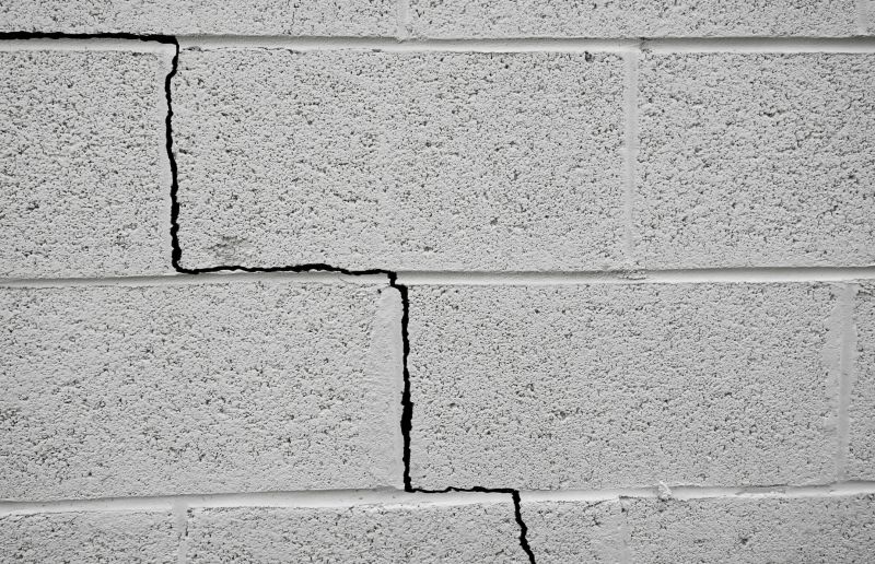 Cracked Wall Before Repair